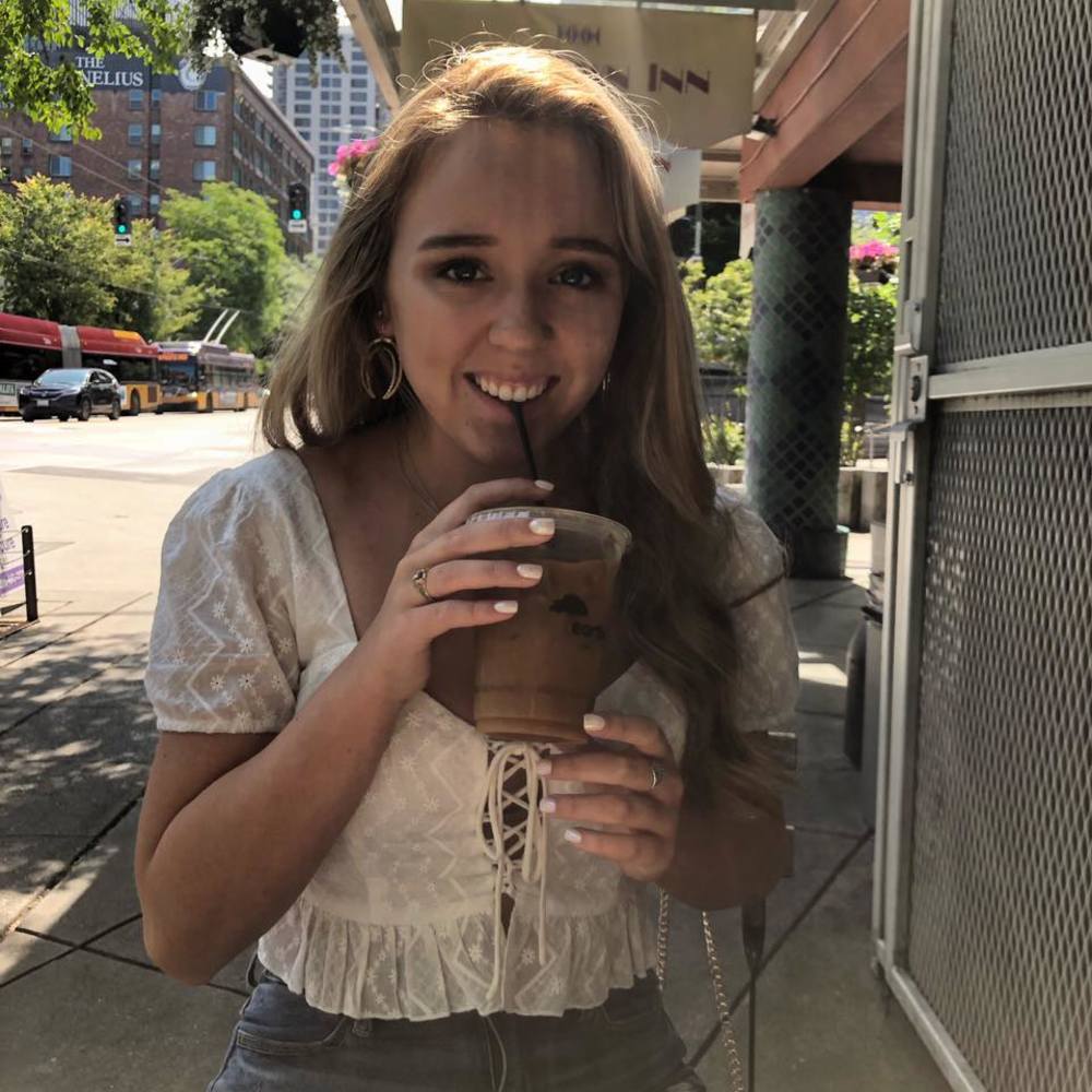 Meet your Posher, Tori